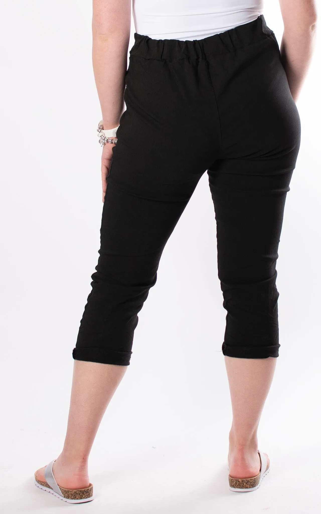 Crinkle Magic Capri | Black