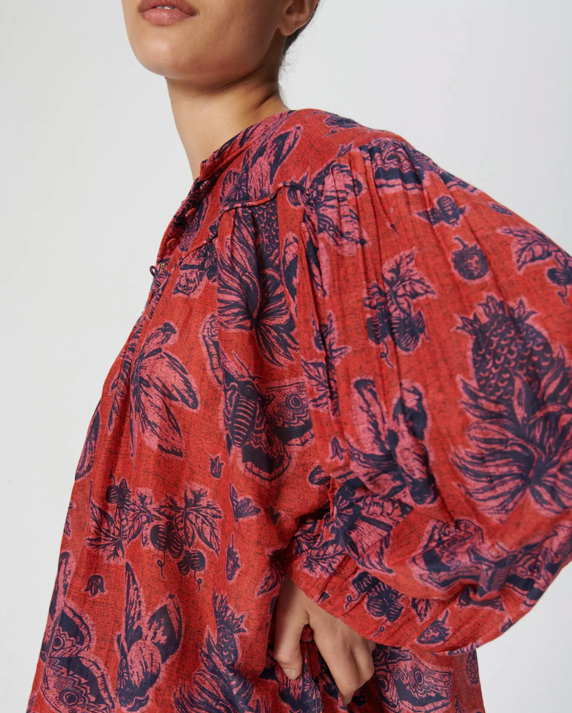 IRIS BLOUSE / CRAFTY FLOWER RED