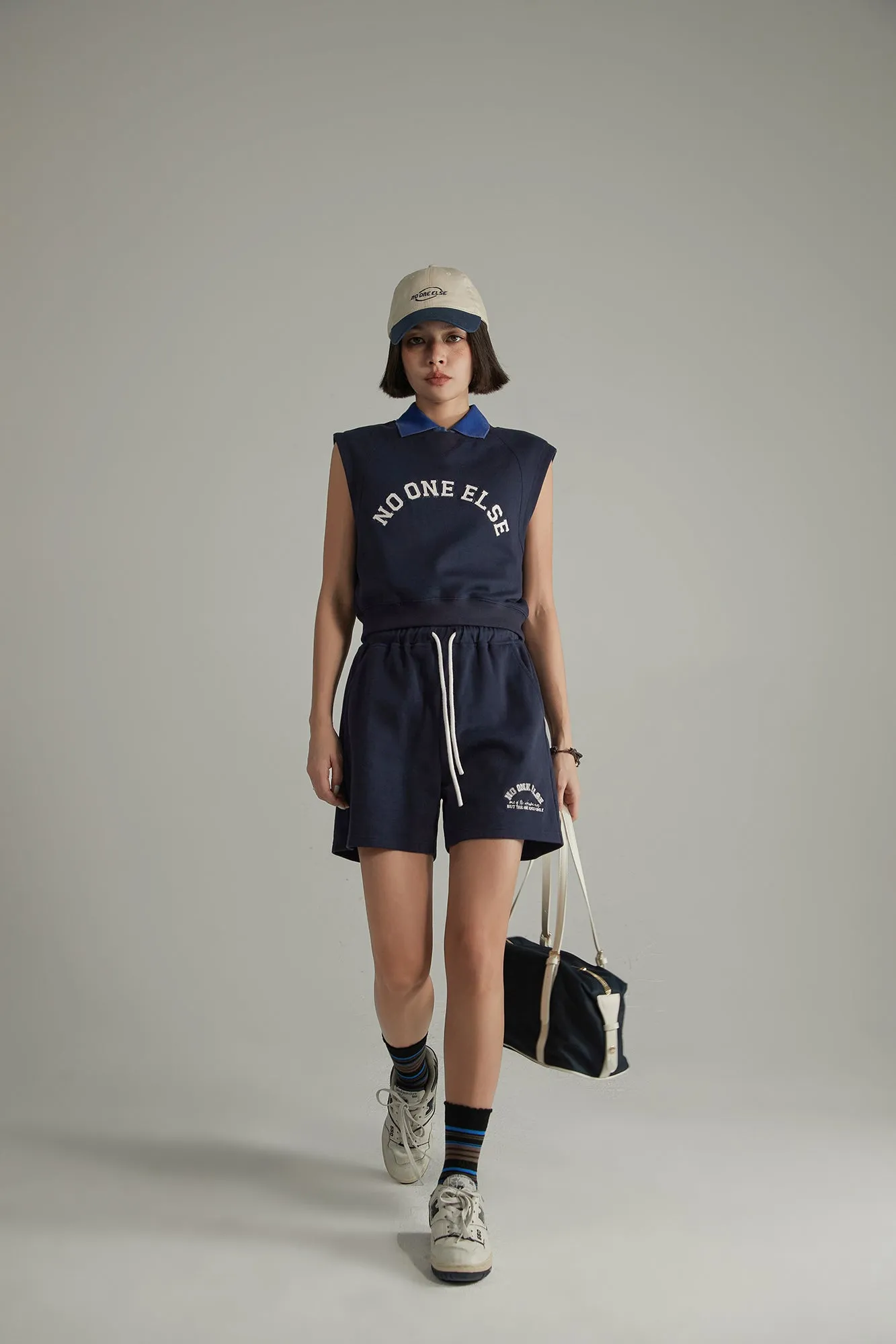 Noe Logo Cropped Sleeveless Sweatshirt