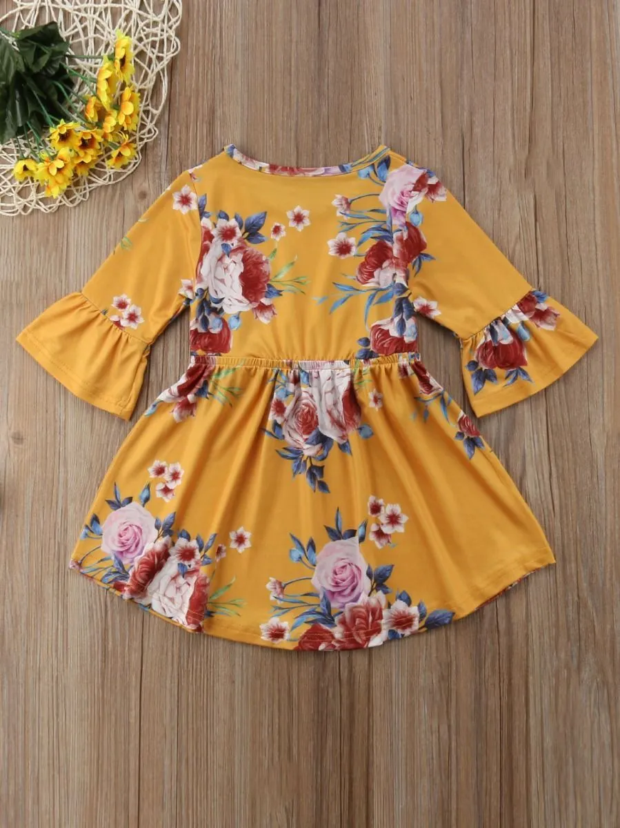 Vintage Bell-sleeved Flower One-Piece Dress for Spring Autumn Baby Little Girl